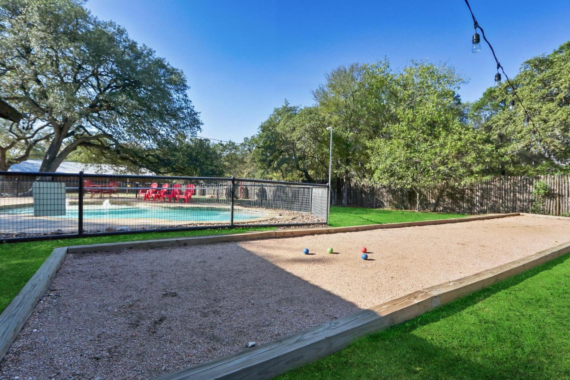 Wimberley Log Cabins Resort And Suites- The Oak Lodge المظهر الخارجي الصورة