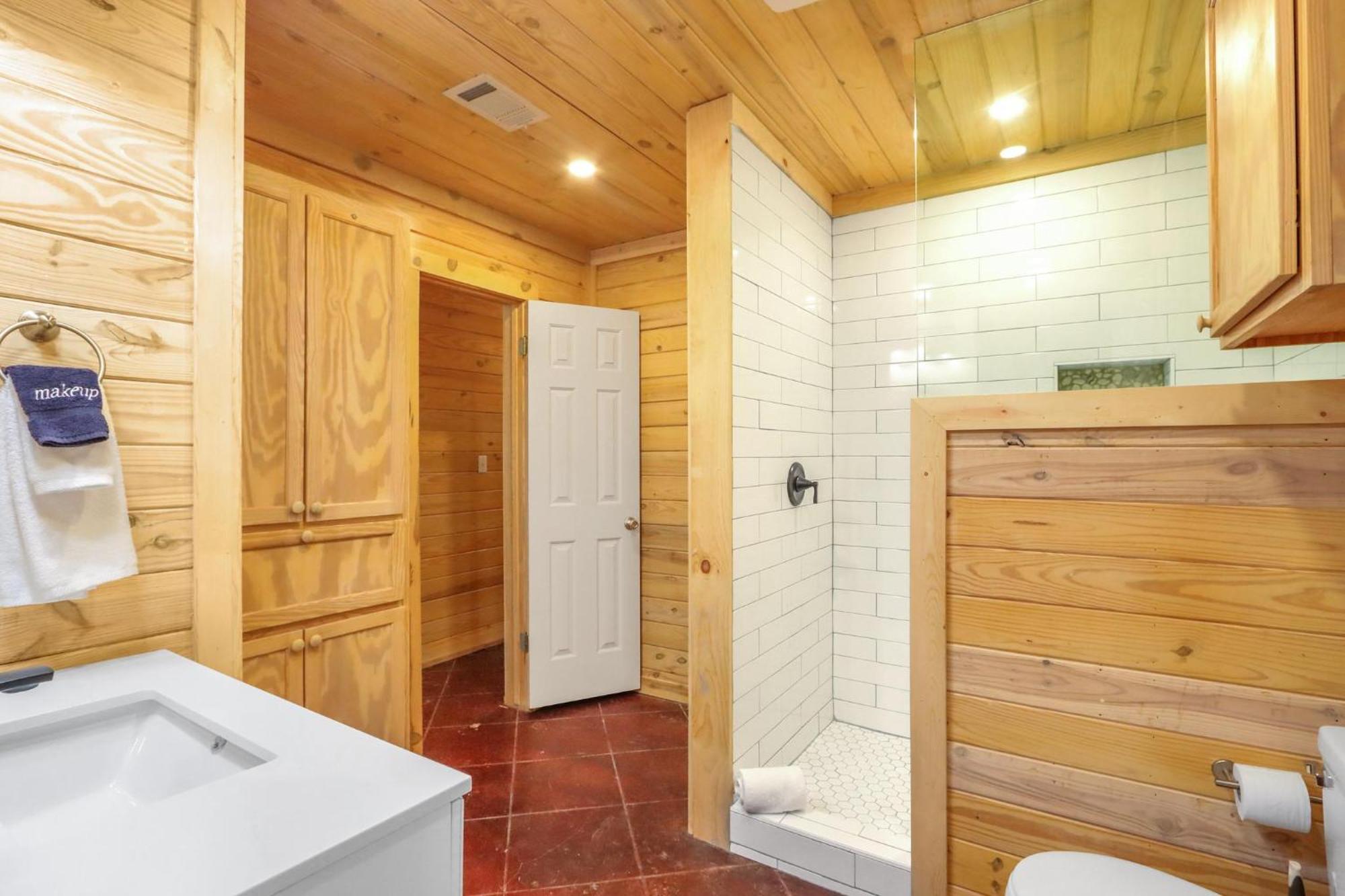 Wimberley Log Cabins Resort And Suites- The Oak Lodge المظهر الخارجي الصورة