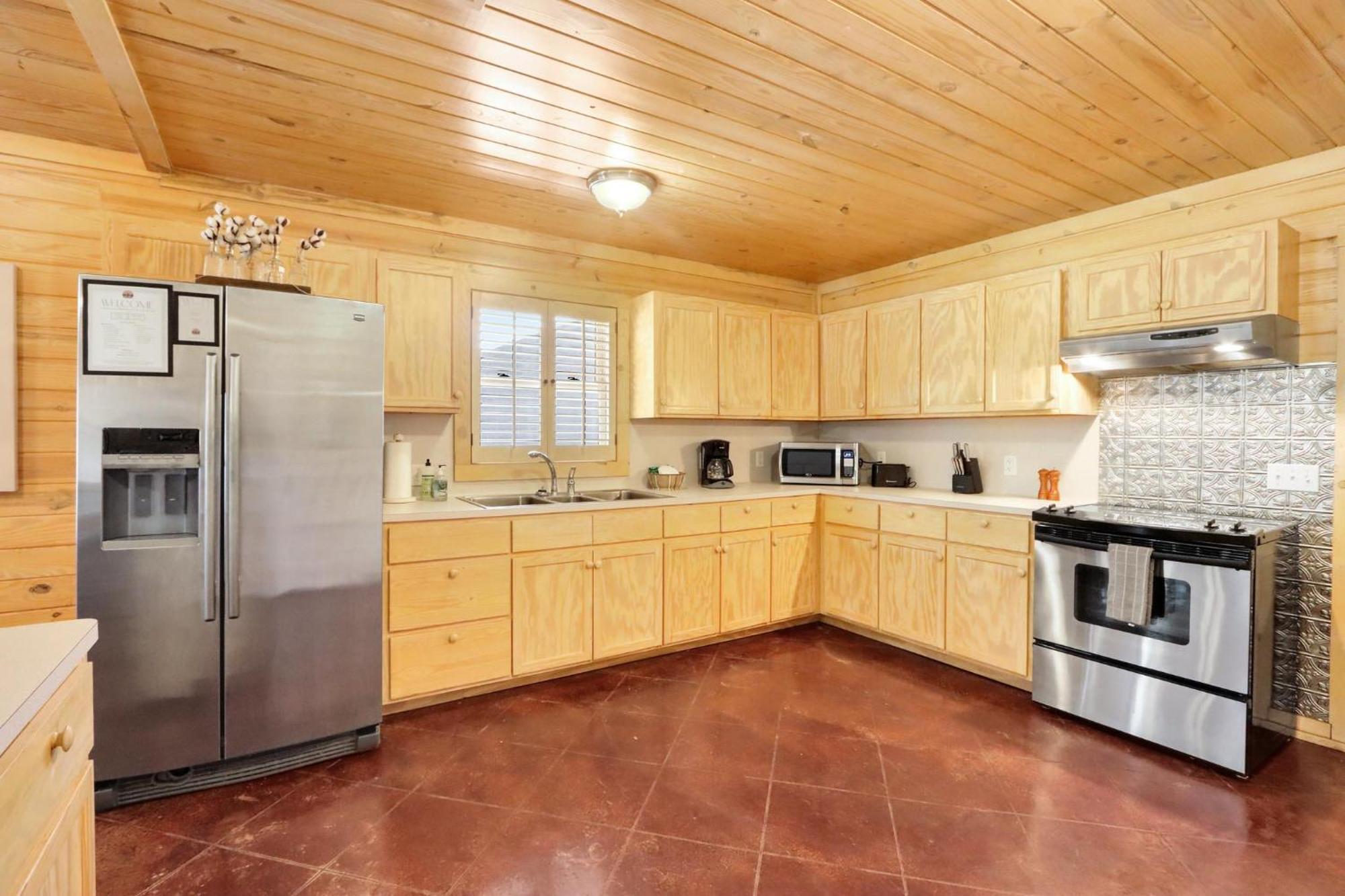 Wimberley Log Cabins Resort And Suites- The Oak Lodge المظهر الخارجي الصورة